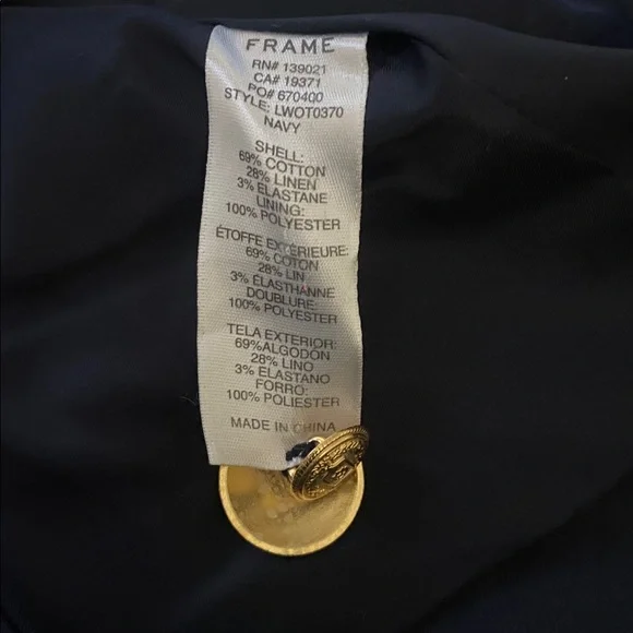 FRAME Double Breasted Shrunken
Blazer - Picture 4 of 13